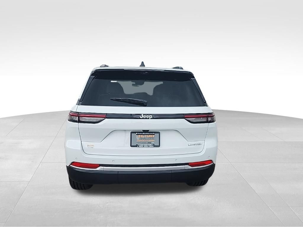 New 2026 Jeep Grand Cherokee Limited w/ Luxury Tech Group II RWD image 29