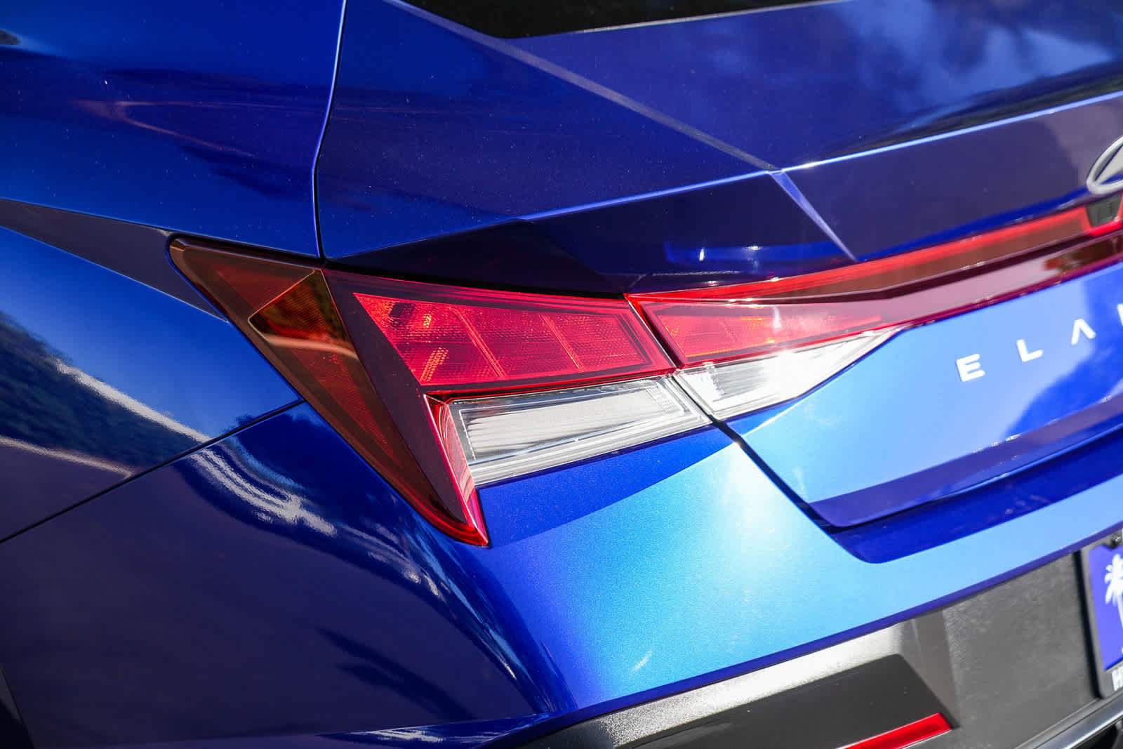 Certified 2024 Hyundai Elantra SEL FWD image 8