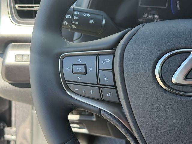 New 2026 Lexus UX 300h FWD image 16