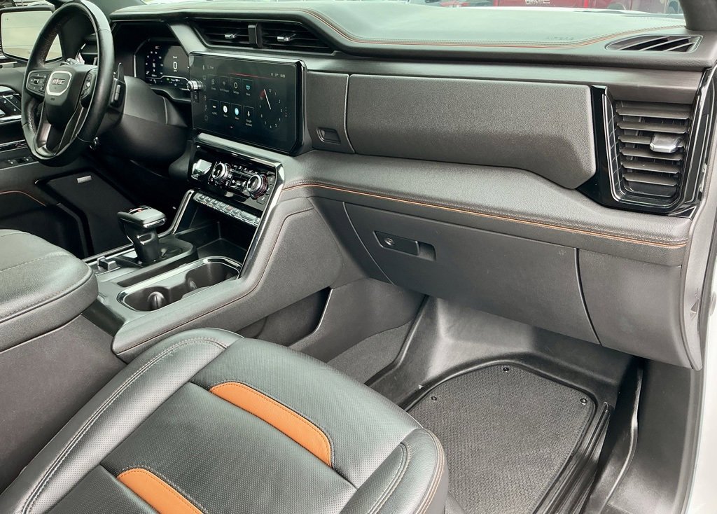 Used 2024 GMC Sierra 1500 AT4 w/ Technology Package image 25