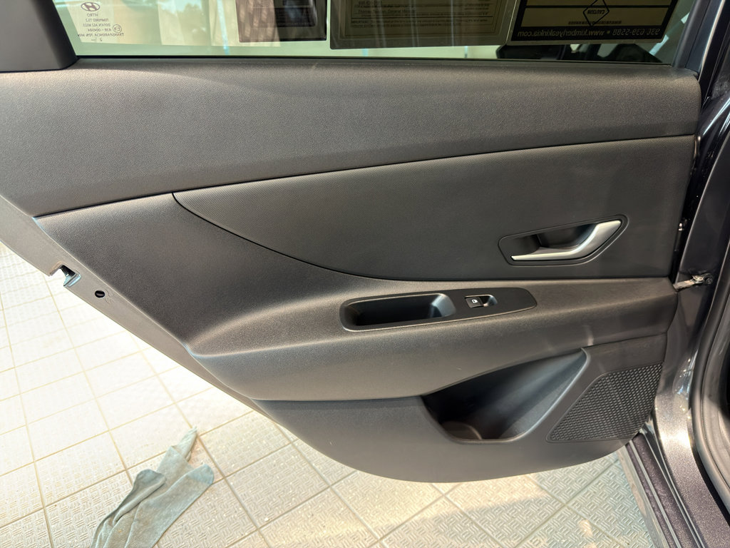 Used 2023 Hyundai Elantra SEL FWD image 20