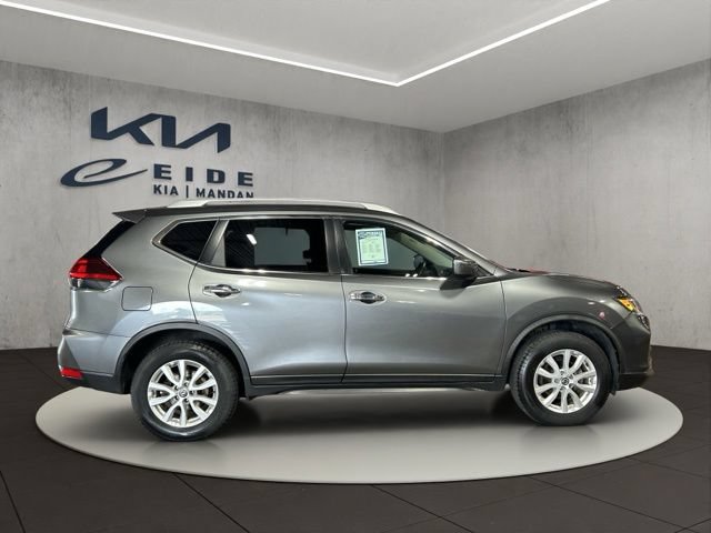 Used 2018 Nissan Rogue SV AWD/4WD image 11