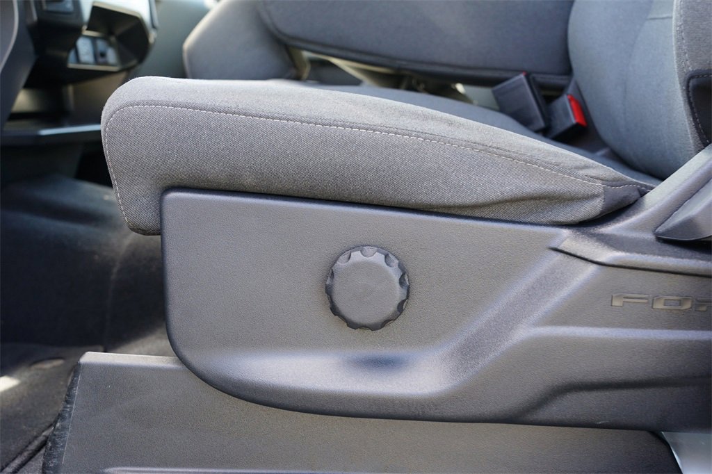 Used 2023 Ford F150 XLT w/ Trailer Tow Package image 14