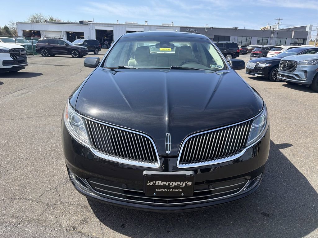 Used 2013 Lincoln MKS AWD image 8