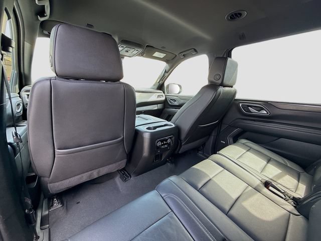 Used 2024 Chevrolet Suburban LT AWD/4WD image 24
