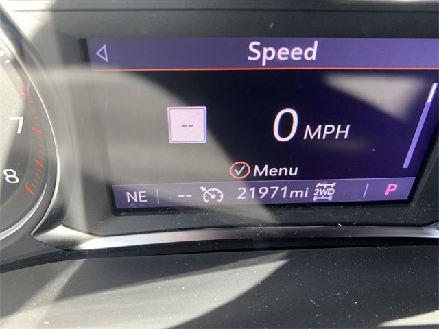 Certified 2023 GMC Acadia SLE w/ Driver Convenience Package image 12