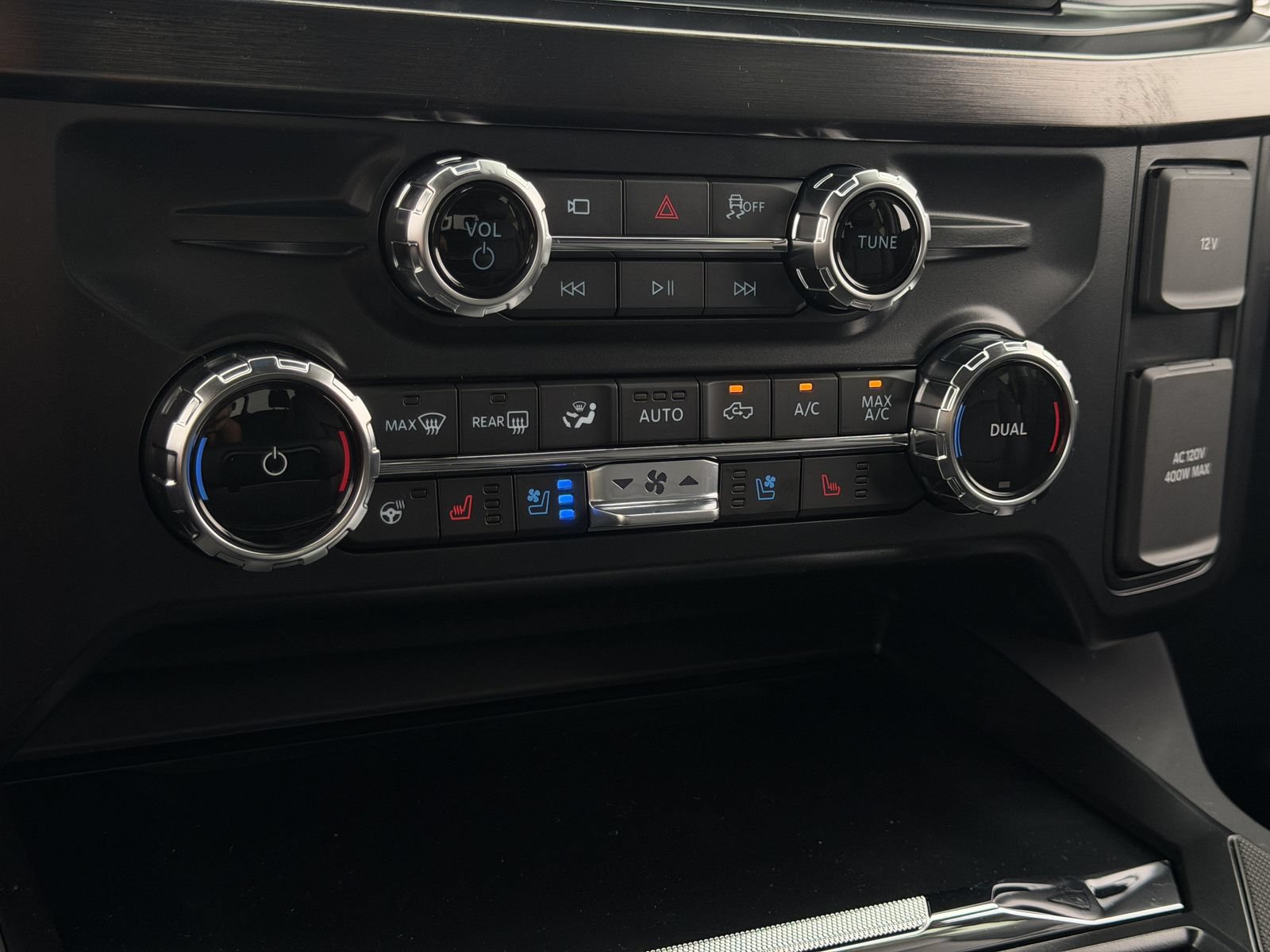 New 2026 Ford F250 Lariat w/ Tremor Off-Road Package AWD/4WD image 19