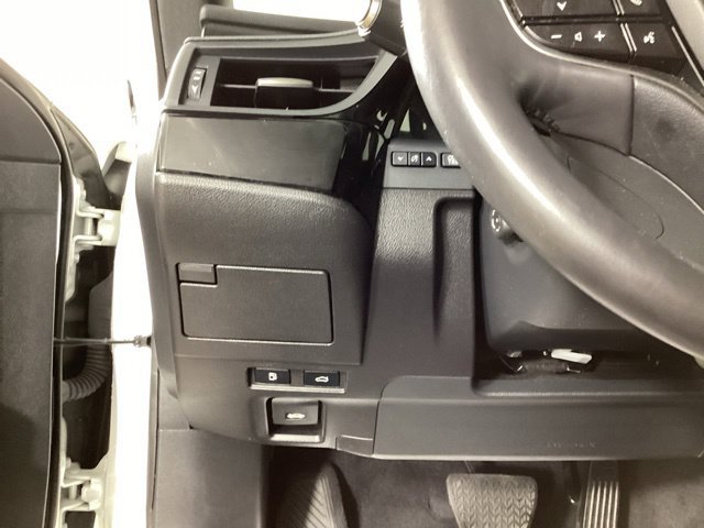 Used 2022 Lexus ES 350 w/ Premium Package FWD image 12