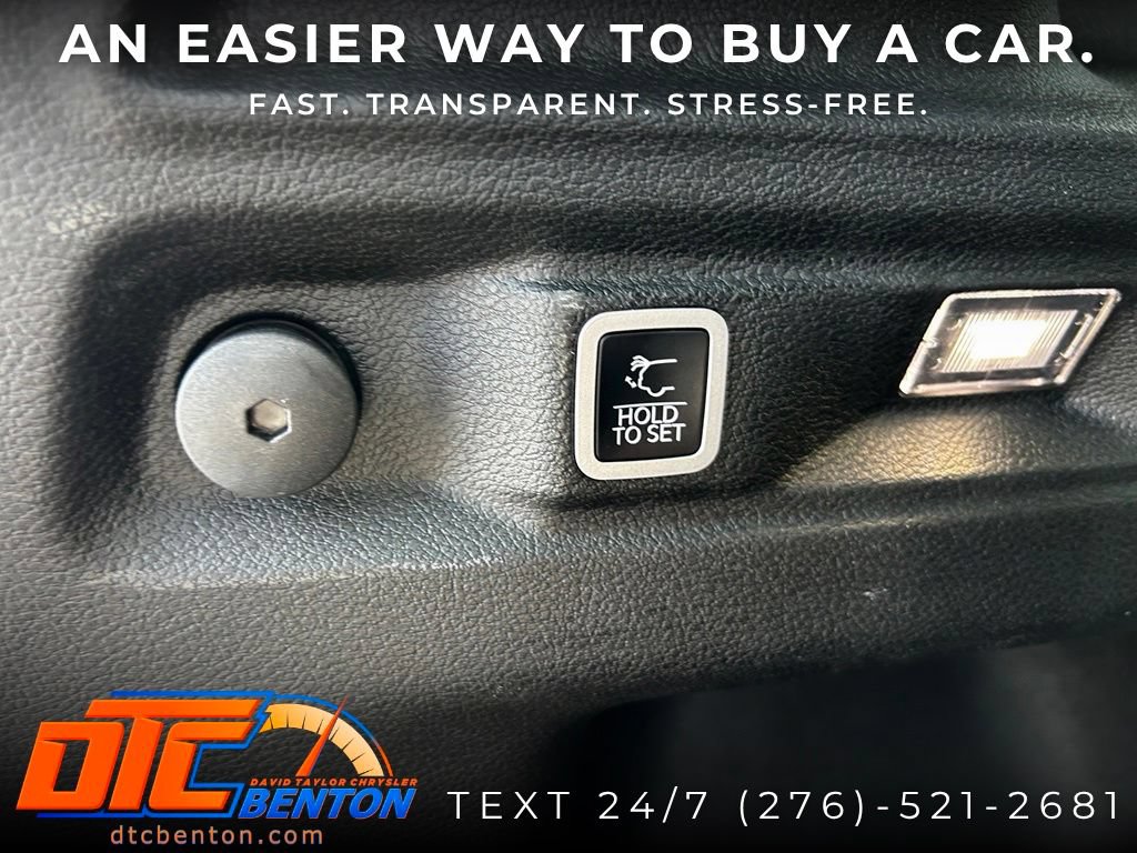 Used 2025 Jeep Grand Cherokee L Limited w/ Luxury Tech Group II AWD/4WD image 31