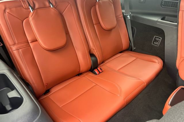 Used 2025 Lincoln Aviator Reserve w/ Equipment Group 201A image 13