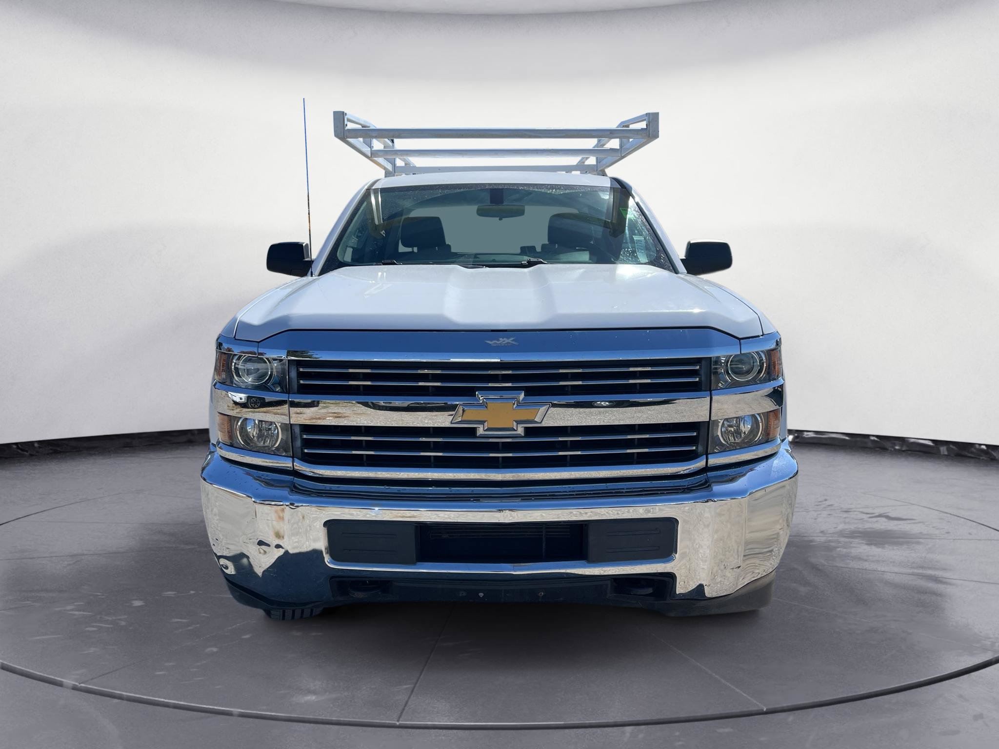 Used 2018 Chevrolet Silverado 2500 W/T RWD image 8