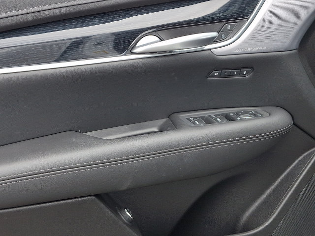 Used 2025 Cadillac XT5 Premium Luxury w/ LPO, Floor Liner Package AWD/4WD image 11