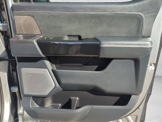 Used 2022 Ford F150 Lightning Platinum AWD/4WD image 25