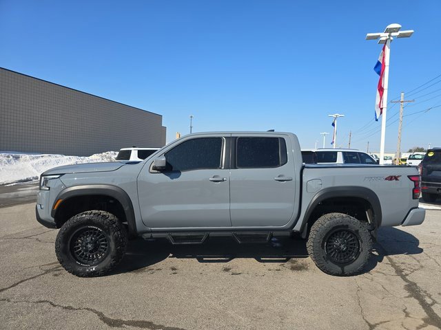 Used 2022 Nissan Frontier PRO-4X w/ Pro-4X Premium Package image 8