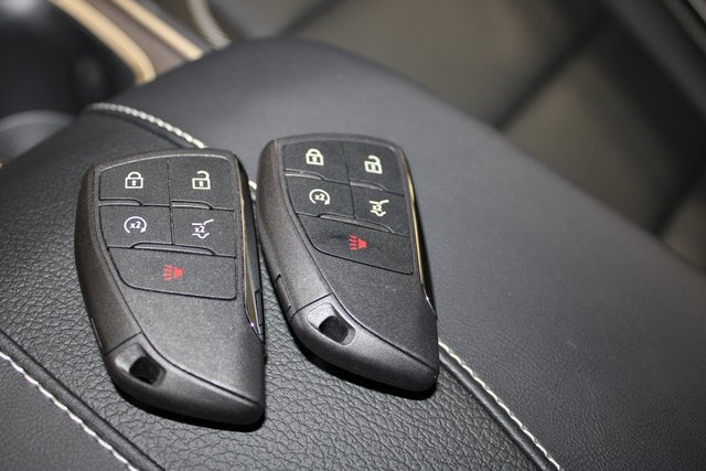 Used 2025 GMC Acadia Denali w/ LPO, Floor Liner Package image 26