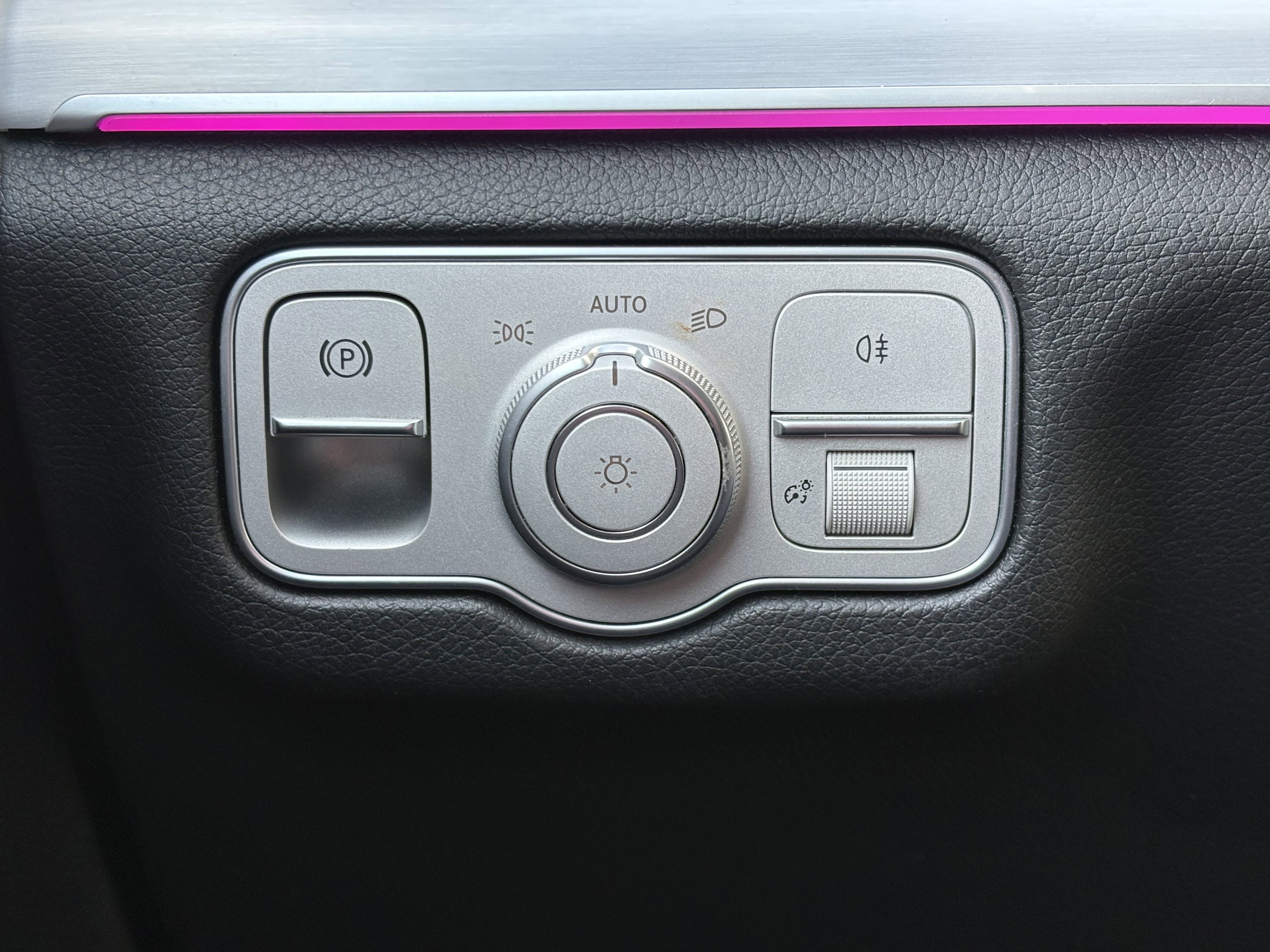 Used 2024 Mercedes-Benz GLE 350 4MATIC image 30