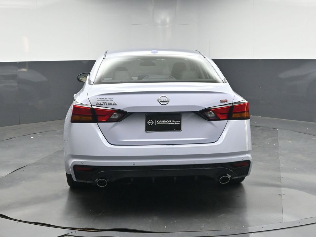 New 2025 Nissan Altima 2.5 SR image 4