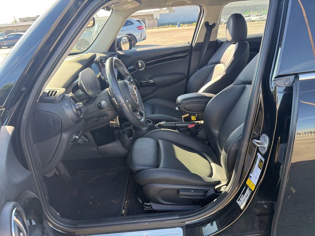 Used 2023 MINI Cooper S image 17