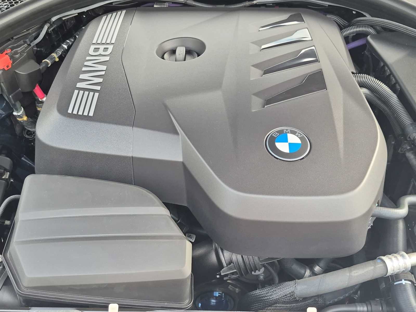 New 2026 BMW 330i xDrive Sedan w/ Premium Package AWD/4WD image 14
