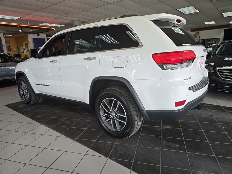 Used 2018 Jeep Grand Cherokee Limited AWD/4WD image 6