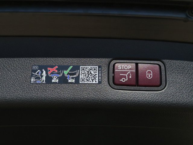 Certified 2026 Mercedes-Benz GLC 300 4MATIC image 10