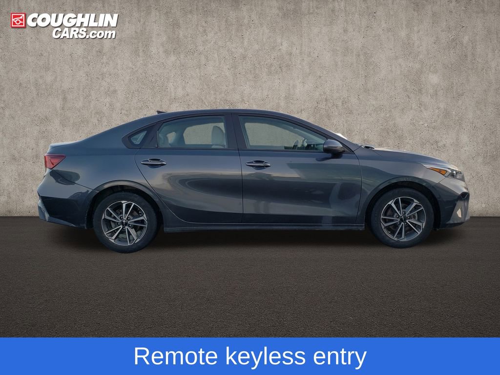 Used 2022 Kia Forte LXS image 10