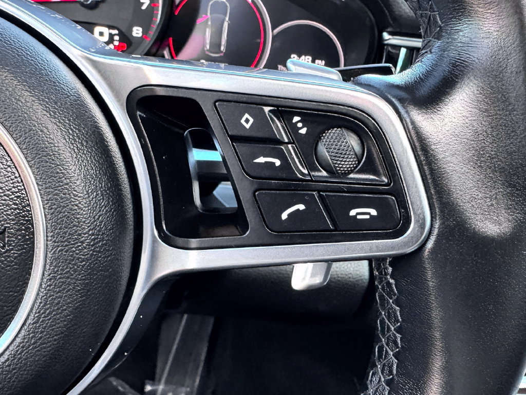 Used 2018 Porsche Panamera 4S AWD/4WD image 28