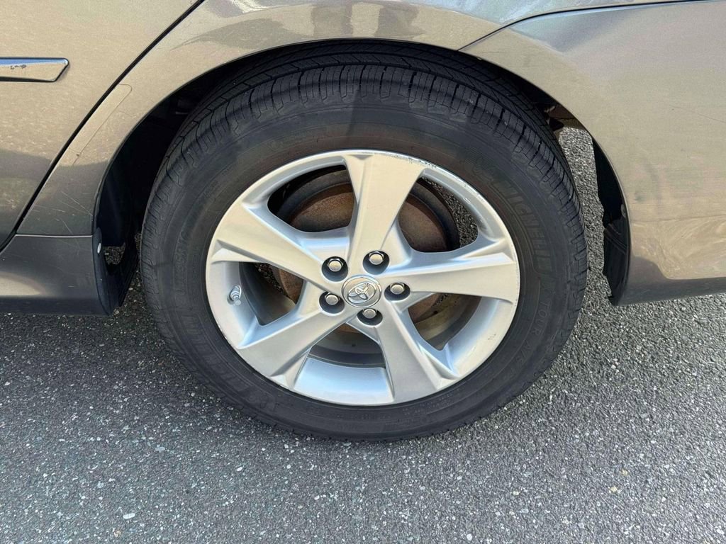 Used 2012 Toyota Corolla LE w/ Premium Pkg FWD image 11