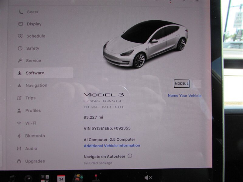 Used 2018 Tesla Model 3 Long Range AWD/4WD image 17