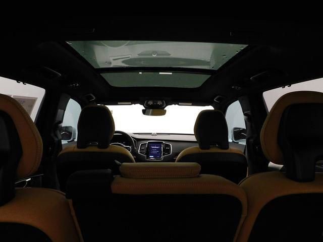 Used 2025 Volvo XC90 B6 Ultra w/ Protection Package Premier image 24