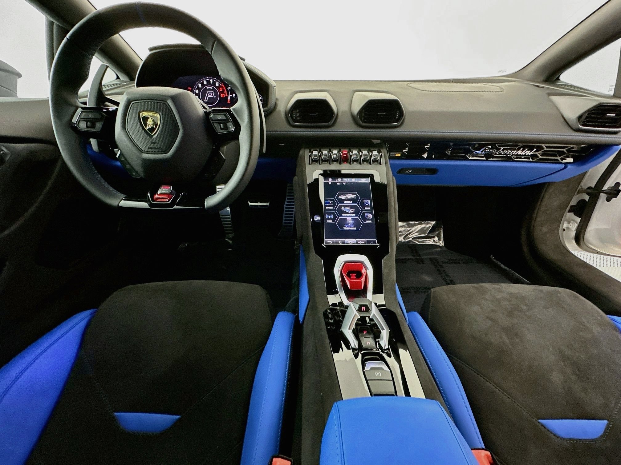 Used 2023 Lamborghini Huracan Sterrato AWD/4WD image 22