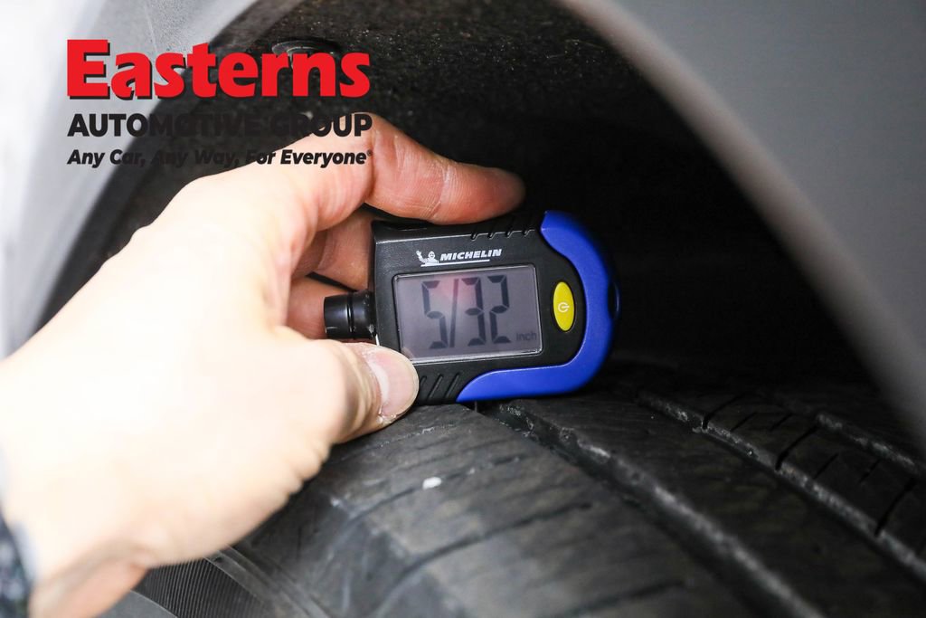 Used 2023 Chevrolet Traverse LS w/ Safety Package image 28