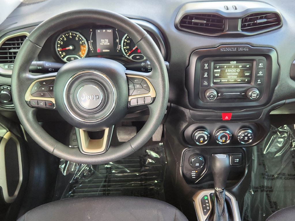 Used 2017 Jeep Renegade Sport w/ Power & Air Group AWD/4WD image 3