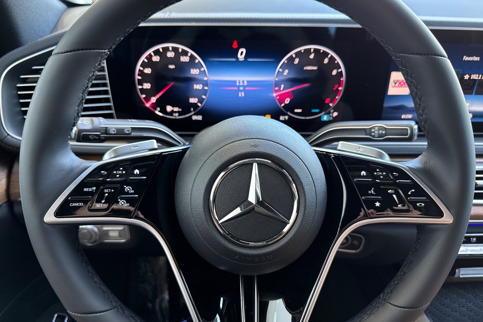 New 2026 Mercedes-Benz GLE 350 4MATIC image 24