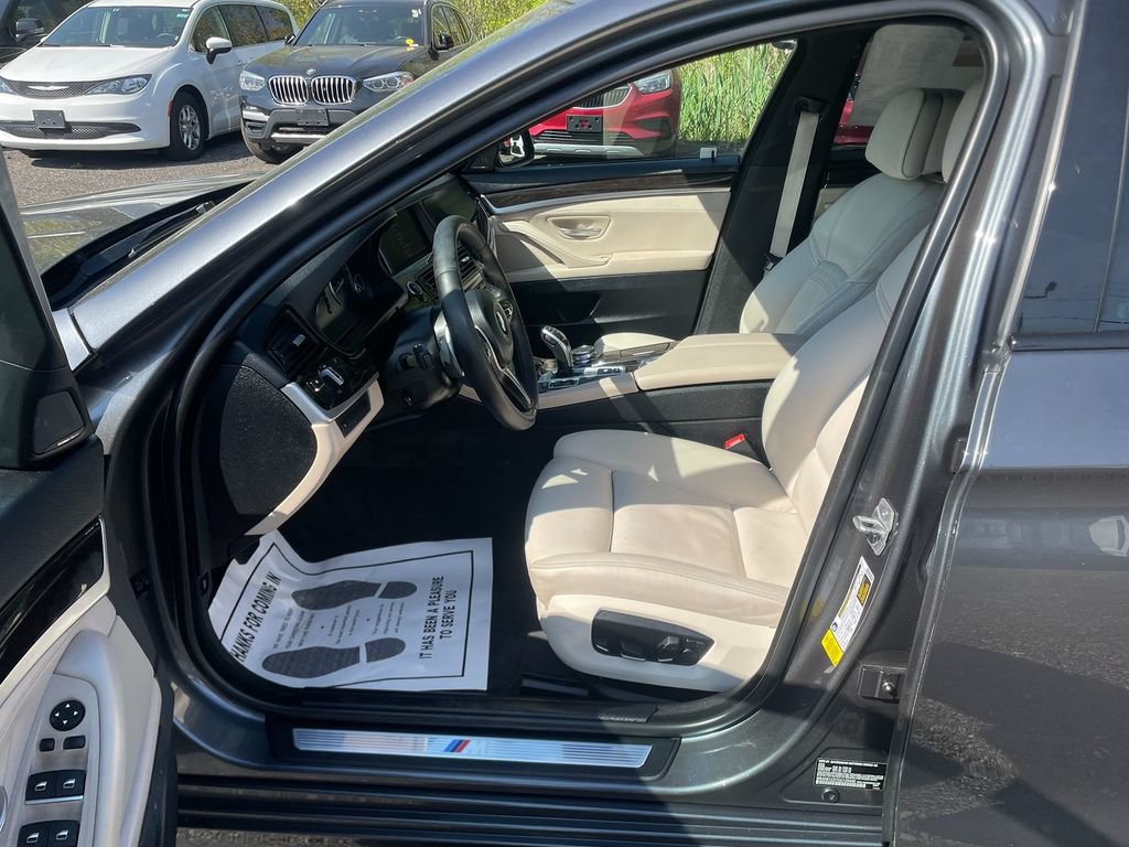 Used 2016 BMW 535i Sedan RWD image 12