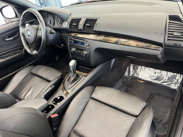 Used 2010 BMW 135i Convertible RWD image 14