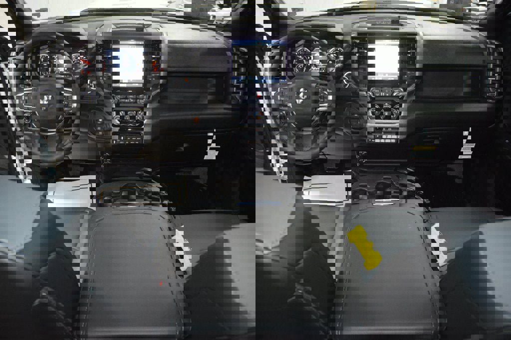 Used 2025 RAM 5500 Tradesman w/ Safety Group image 21