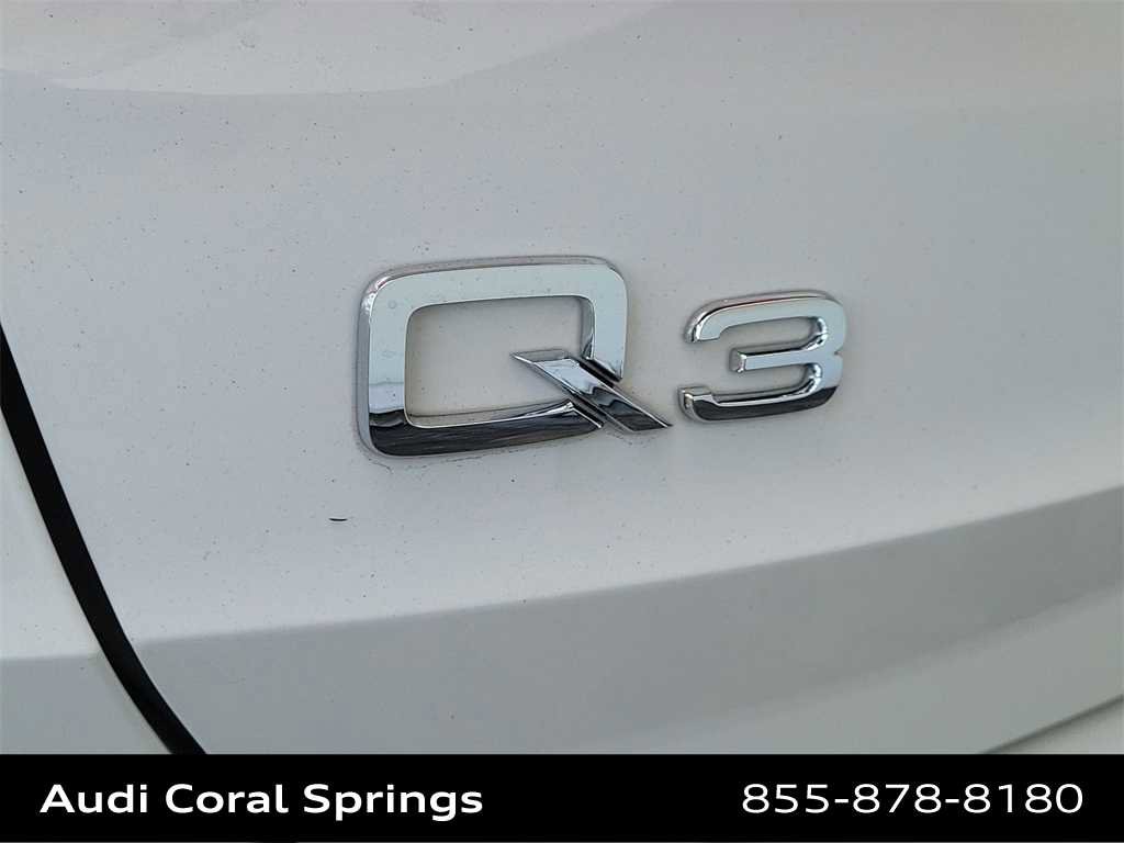 Certified 2021 Audi Q3 2.0T Premium Plus image 15