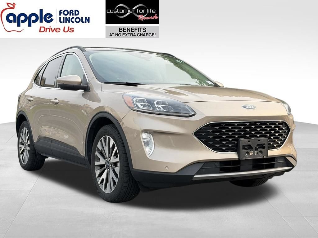 Used 2020 Ford Escape Titanium AWD/4WD image 1