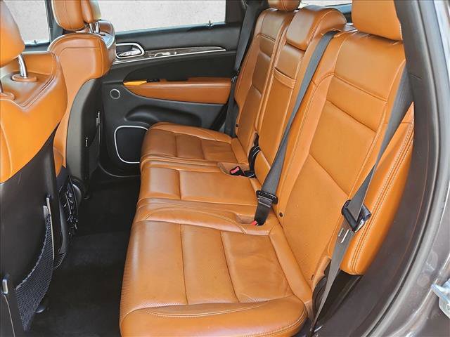 Used 2015 Jeep Grand Cherokee SRT w/ Trailer Tow Group IV AWD/4WD image 20