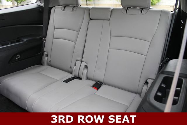 Used 2017 Honda Pilot Touring image 9