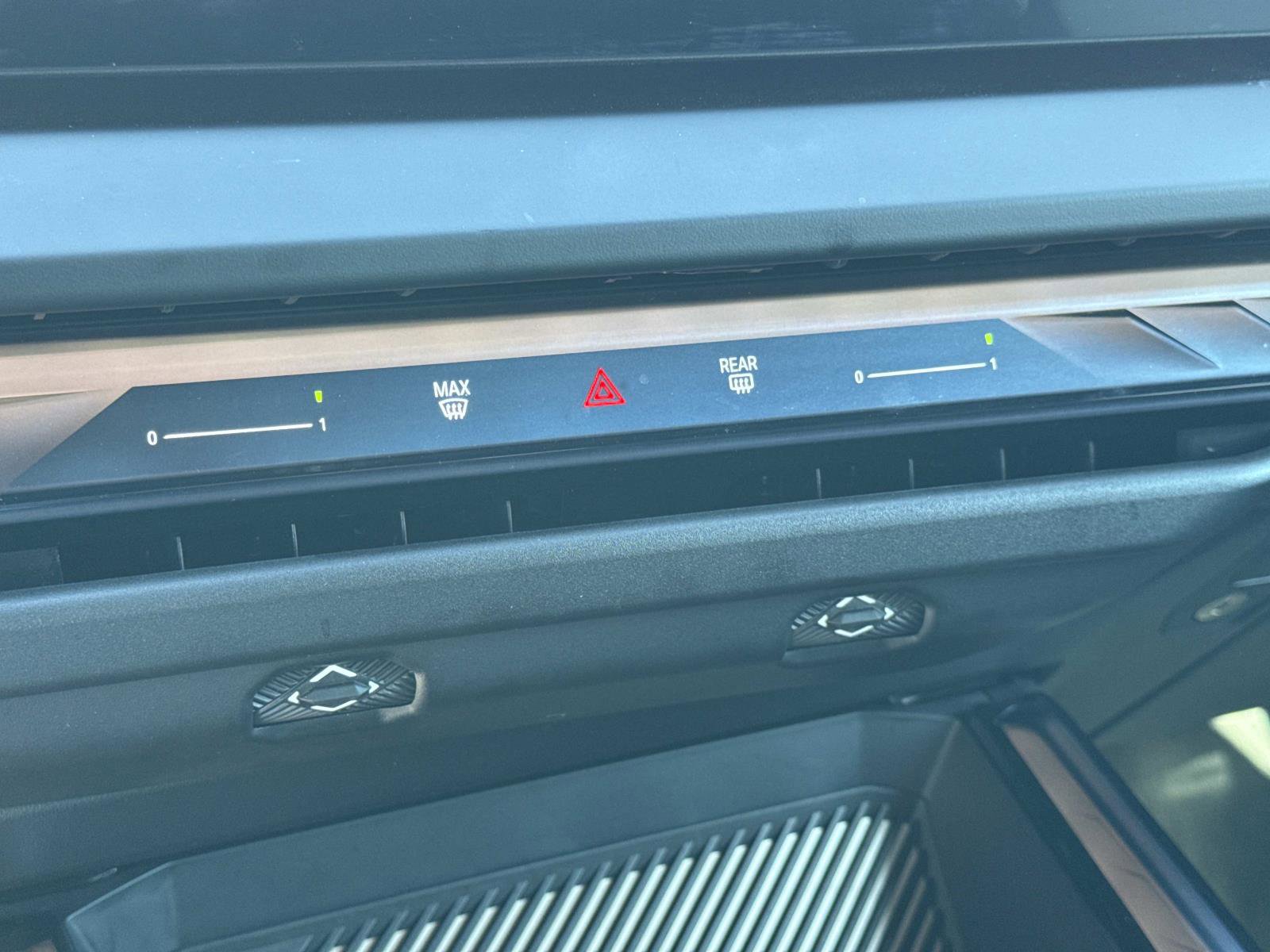 Certified 2025 BMW X3 xDrive30i w/ Premium Package image 24