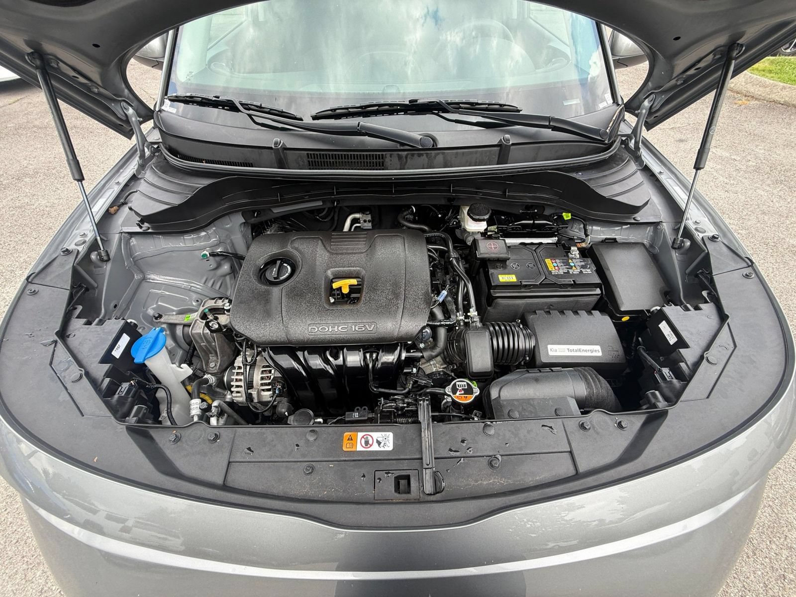 Used 2025 Kia Soul LX w/ LX Technology Package FWD image 30