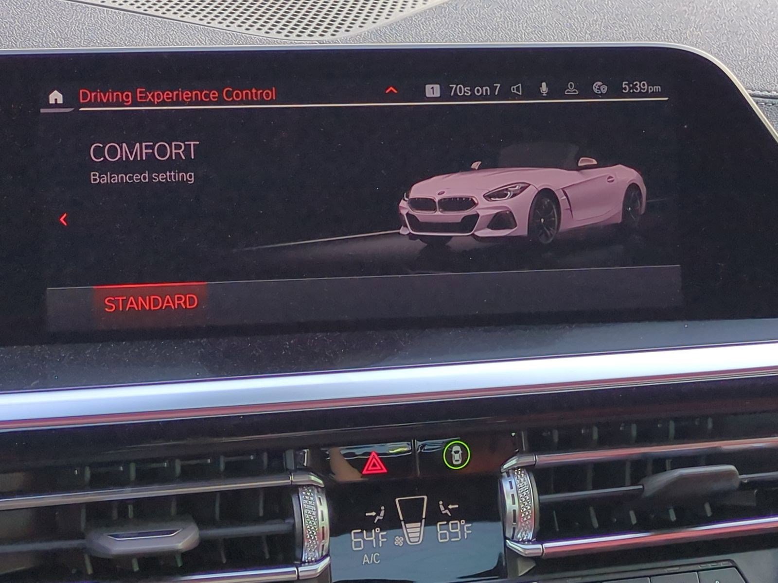 Used 2026 BMW Z4 M40i w/ Shadowloine Package image 24