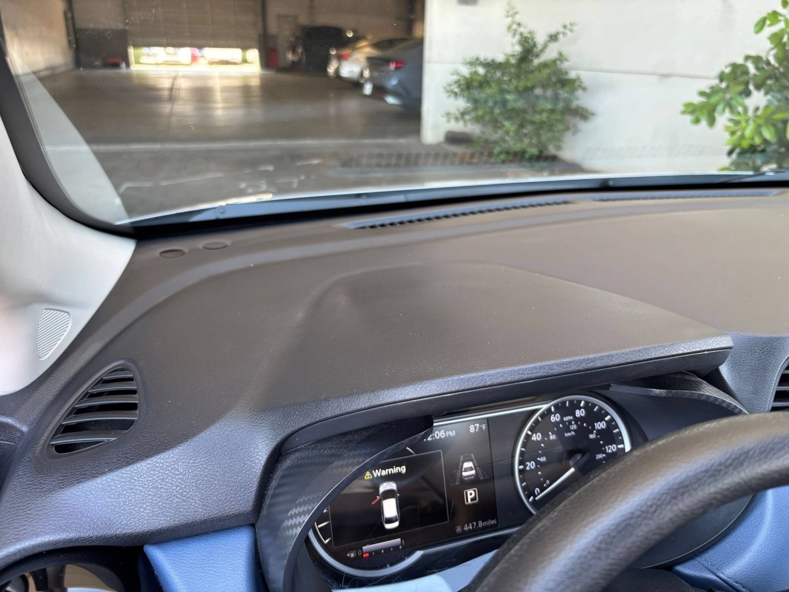 Used 2025 Nissan Versa SV FWD image 32