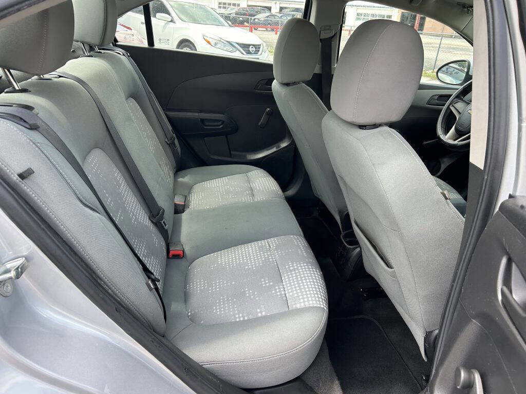 Used 2016 Chevrolet Sonic LS image 16