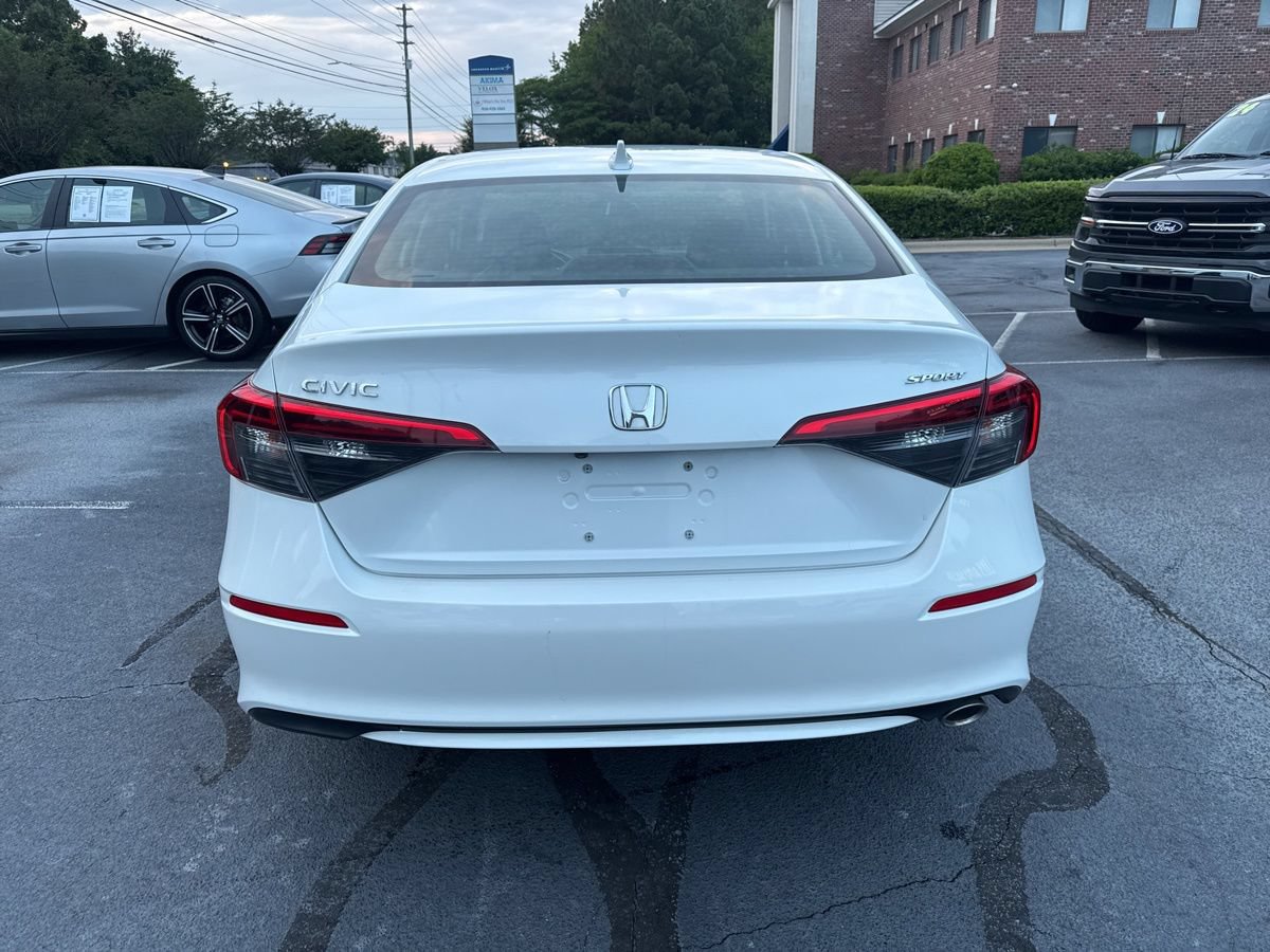 Used 2023 Honda Civic Sport image 6