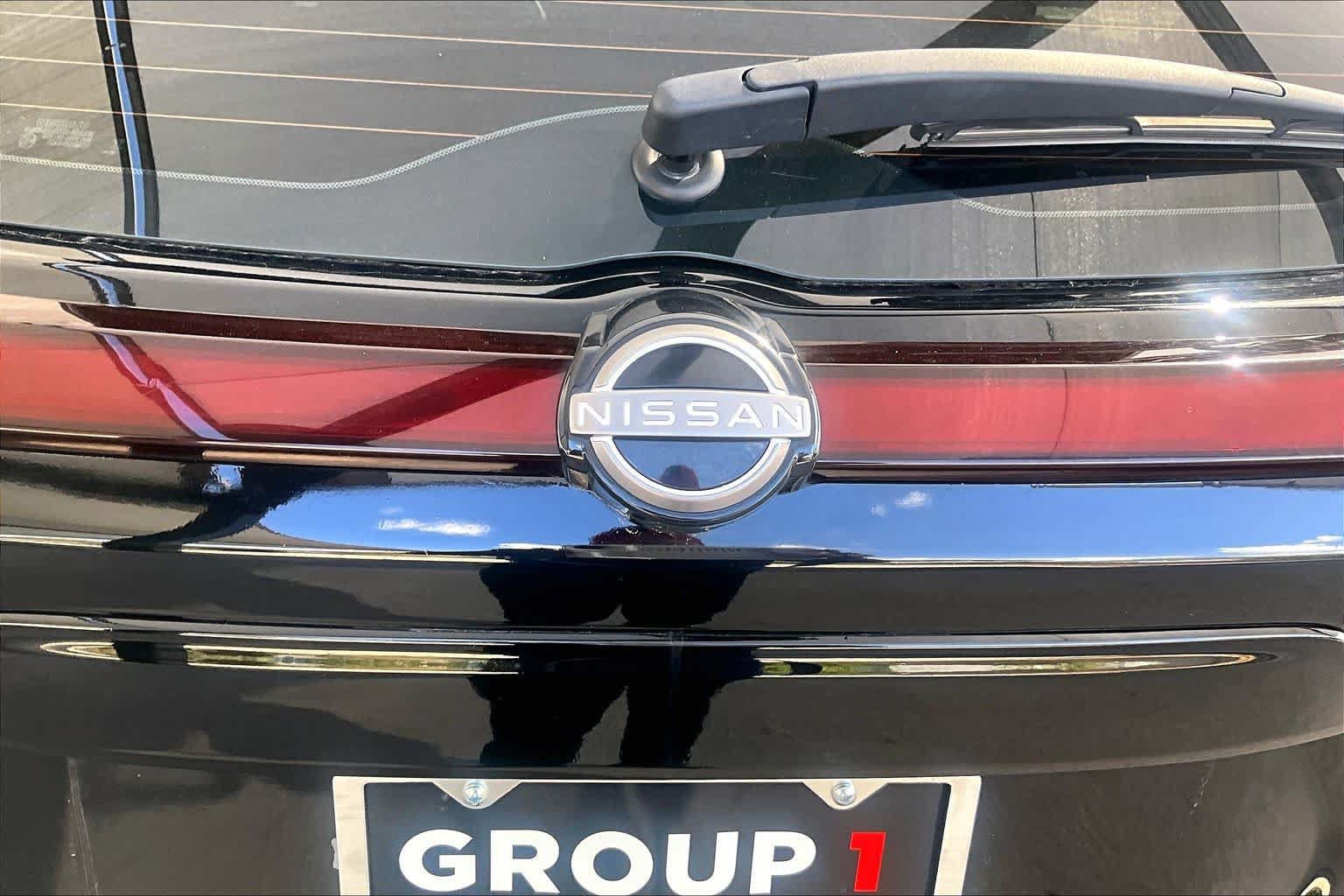 Certified 2023 Nissan Kicks SR FWD image 30