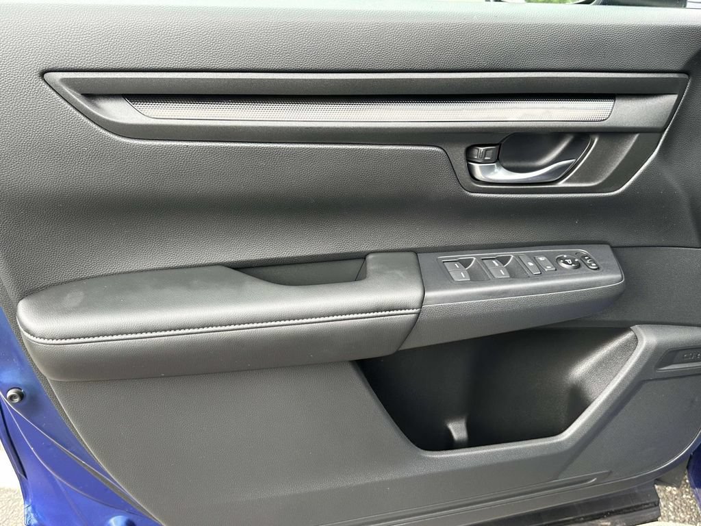 Certified 2025 Honda CR-V LX image 14