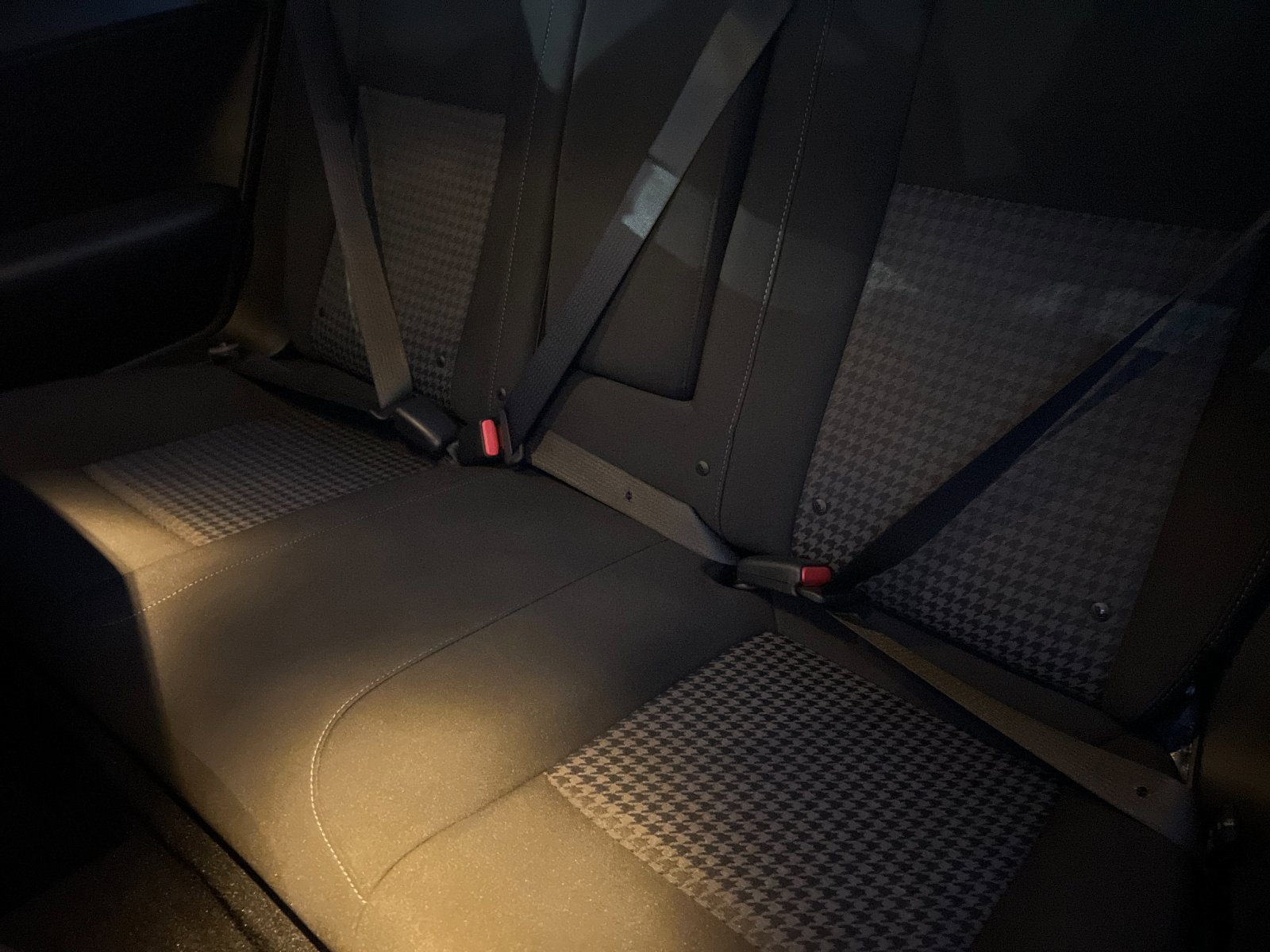 Certified 2022 Dodge Challenger GT image 12